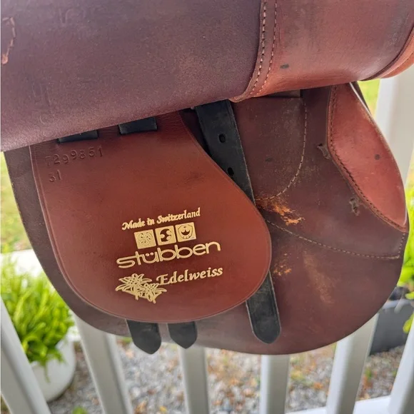 Stübben Edelweiss Jumping Saddle – 16” Seat (Made in Switzerland) - Picture 5 of 16